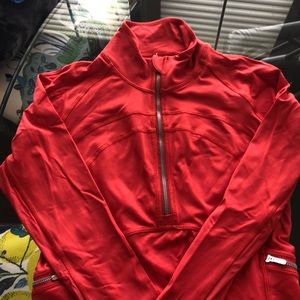 Lululemon Front of the Pack 1/2 Zip, size 6